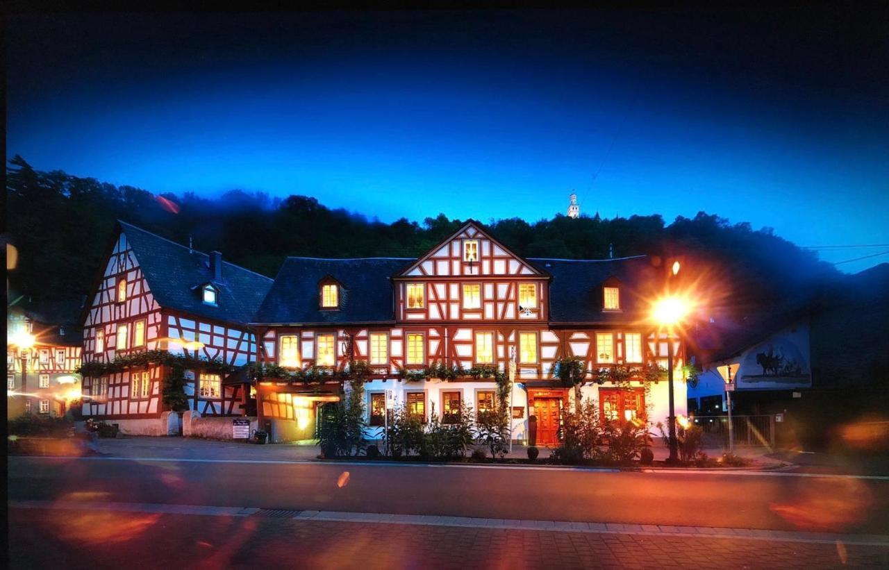 Landgasthof Zum Weissen Schwanen Braubach Dış mekan fotoğraf
