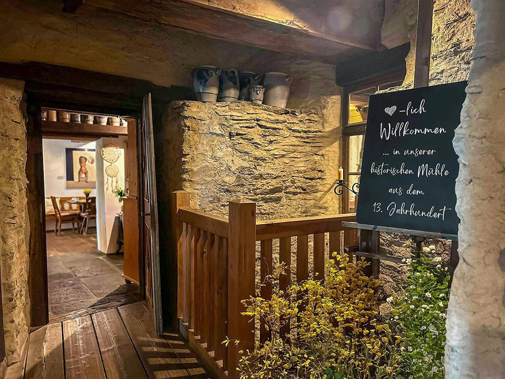 Landgasthof Zum Weissen Schwanen Braubach Dış mekan fotoğraf